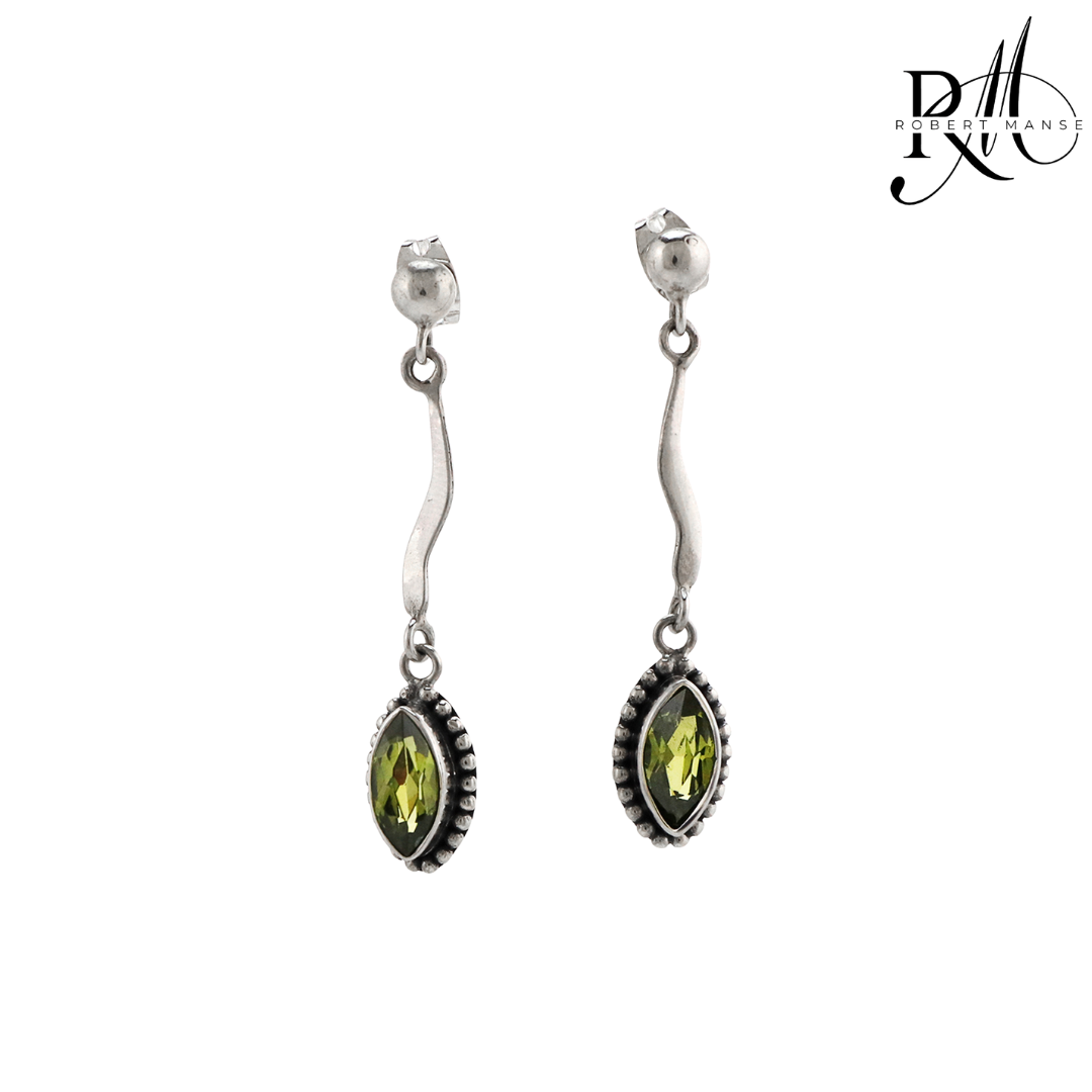Bali RoManse Peridot Sterling Silver Dangle Earrings