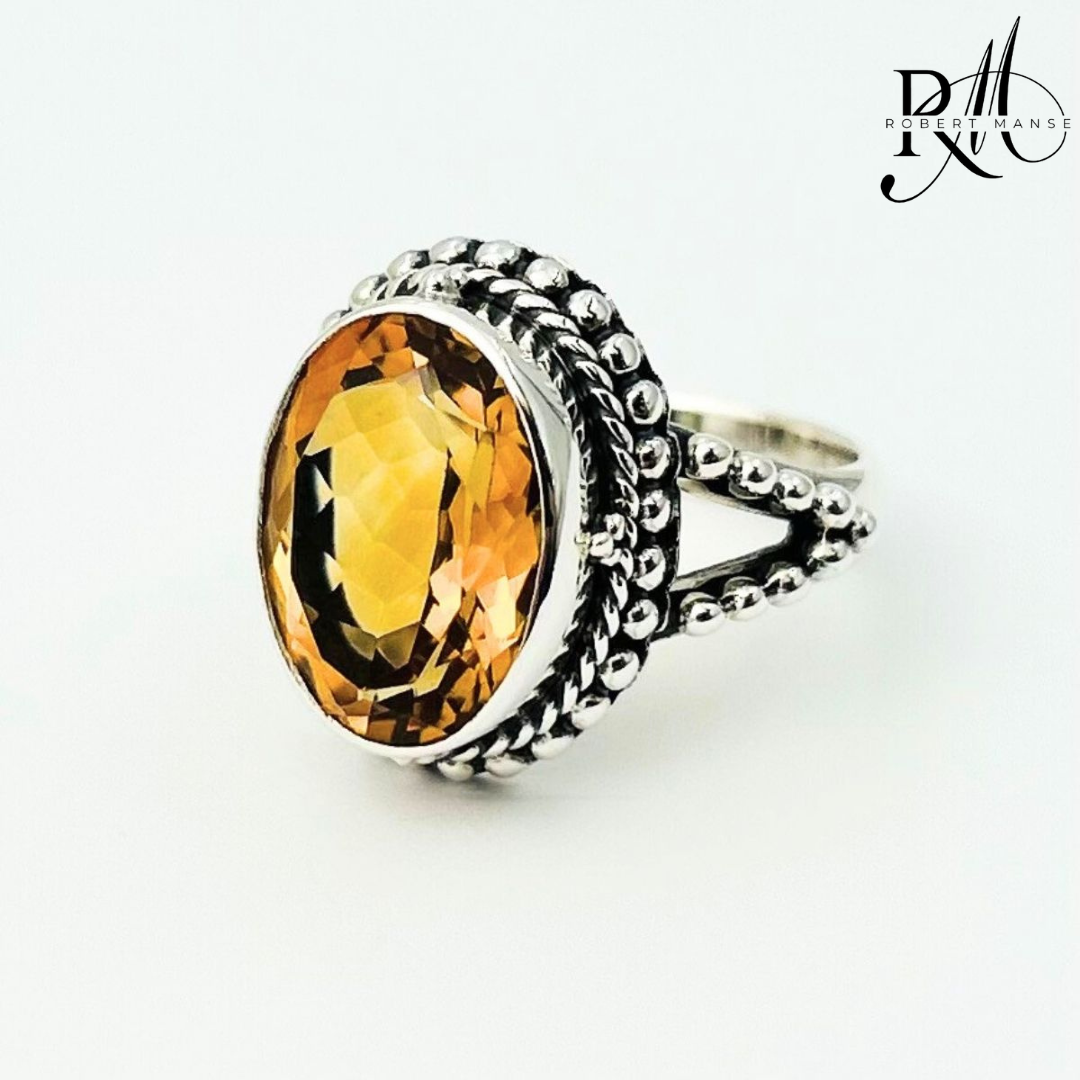Bali RoManse Oval Sterling Silver Ring with Beaded Detail