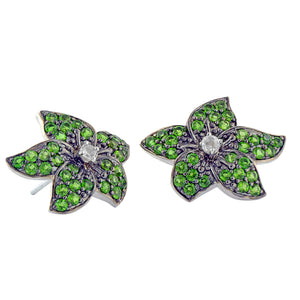 White gold flower earrings with green chrome diopside and white zircon